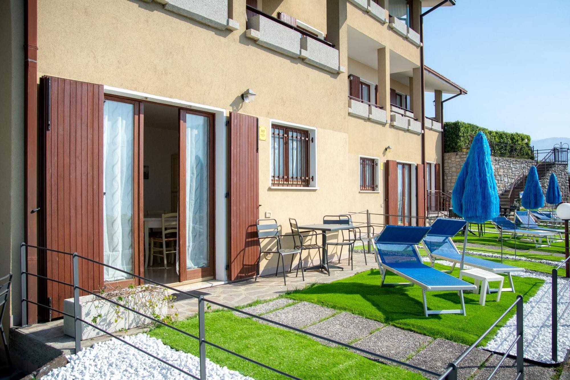 טיניאלה Residence Calap מראה חיצוני תמונה