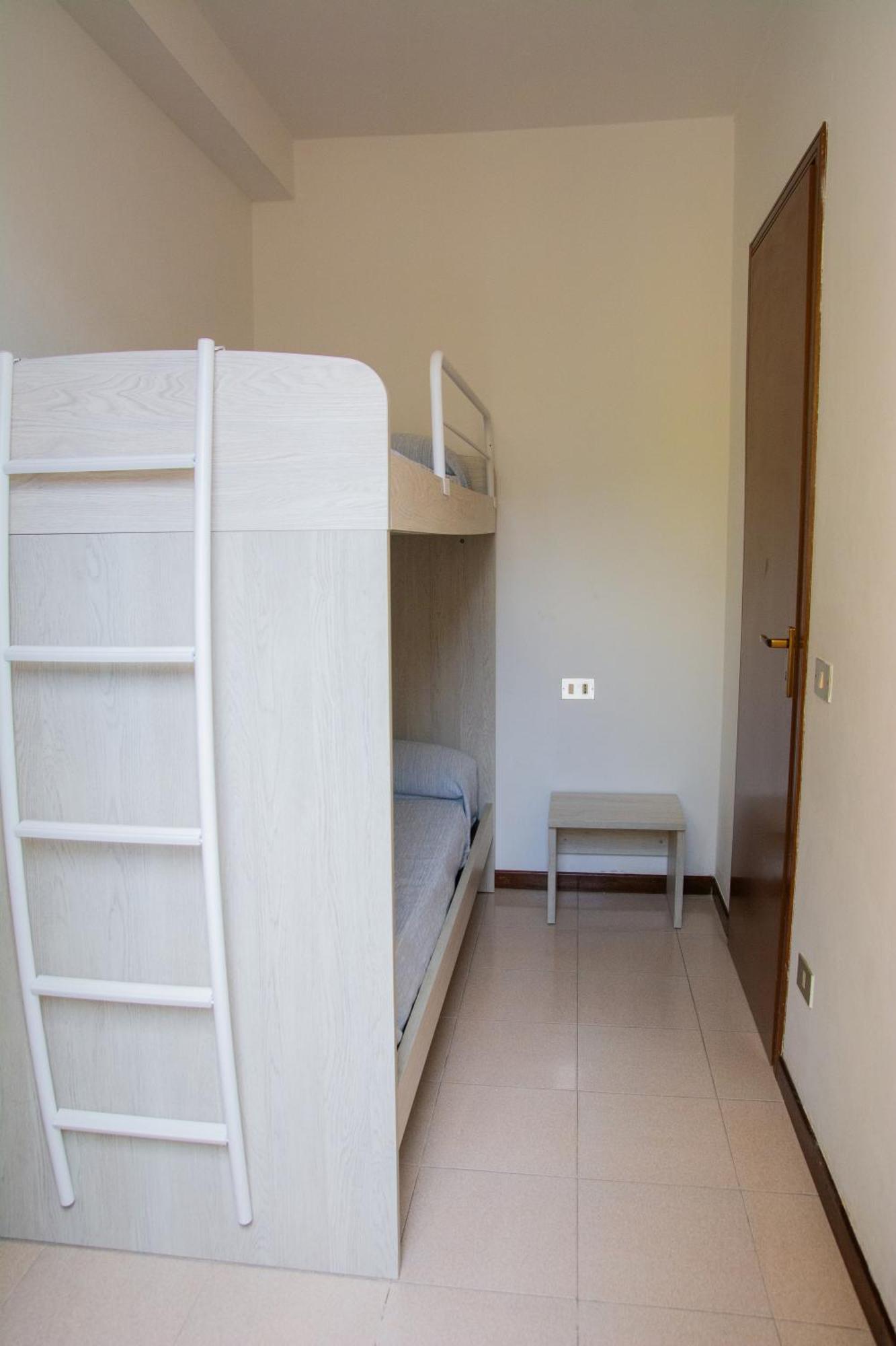 טיניאלה Residence Calap מראה חיצוני תמונה
