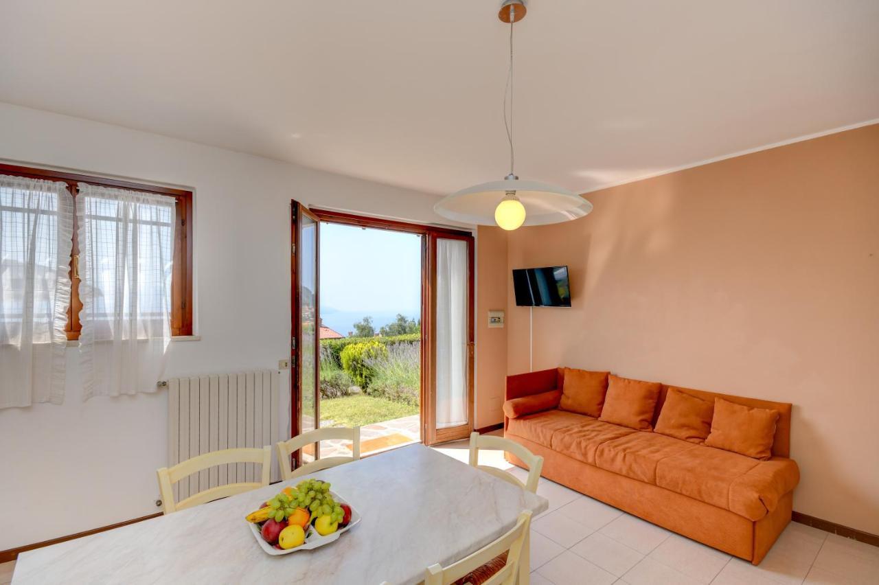 טיניאלה Residence Calap מראה חיצוני תמונה