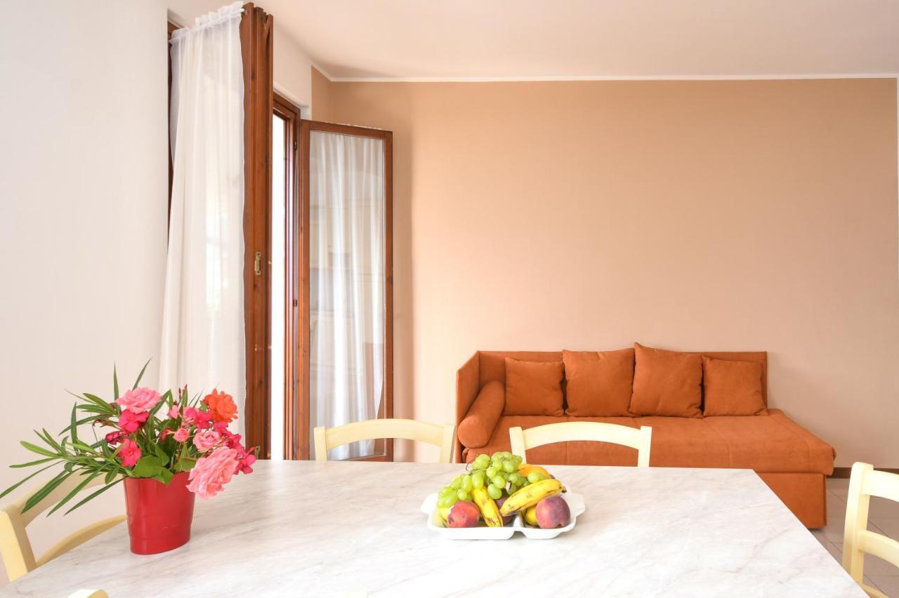 טיניאלה Residence Calap מראה חיצוני תמונה