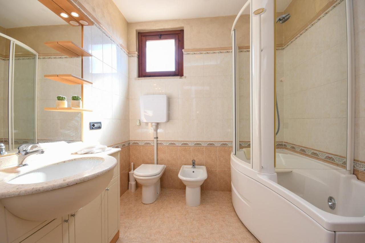 טיניאלה Residence Calap מראה חיצוני תמונה